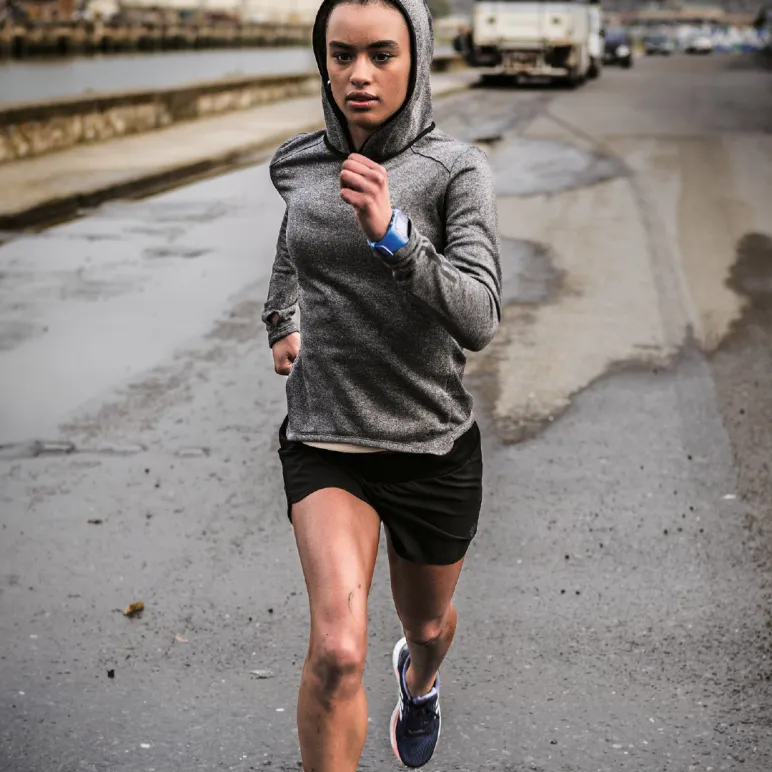 chica corriendo